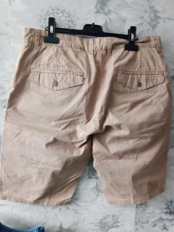 Short em jeans fino marrom claro "Tex" tamanho 42. – photo 5